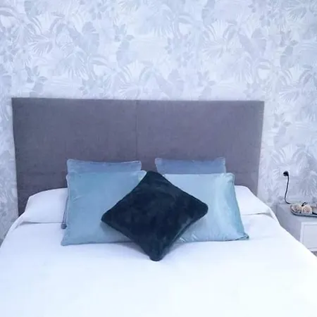 Rent4 Malaga Yolamar Apartment *