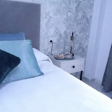 Rent4 Malaga Yolamar